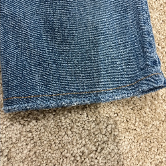 ABERCROMBIE & FITCH Ultra High Rise Ankle Straight Jean - Picture 9 of 11